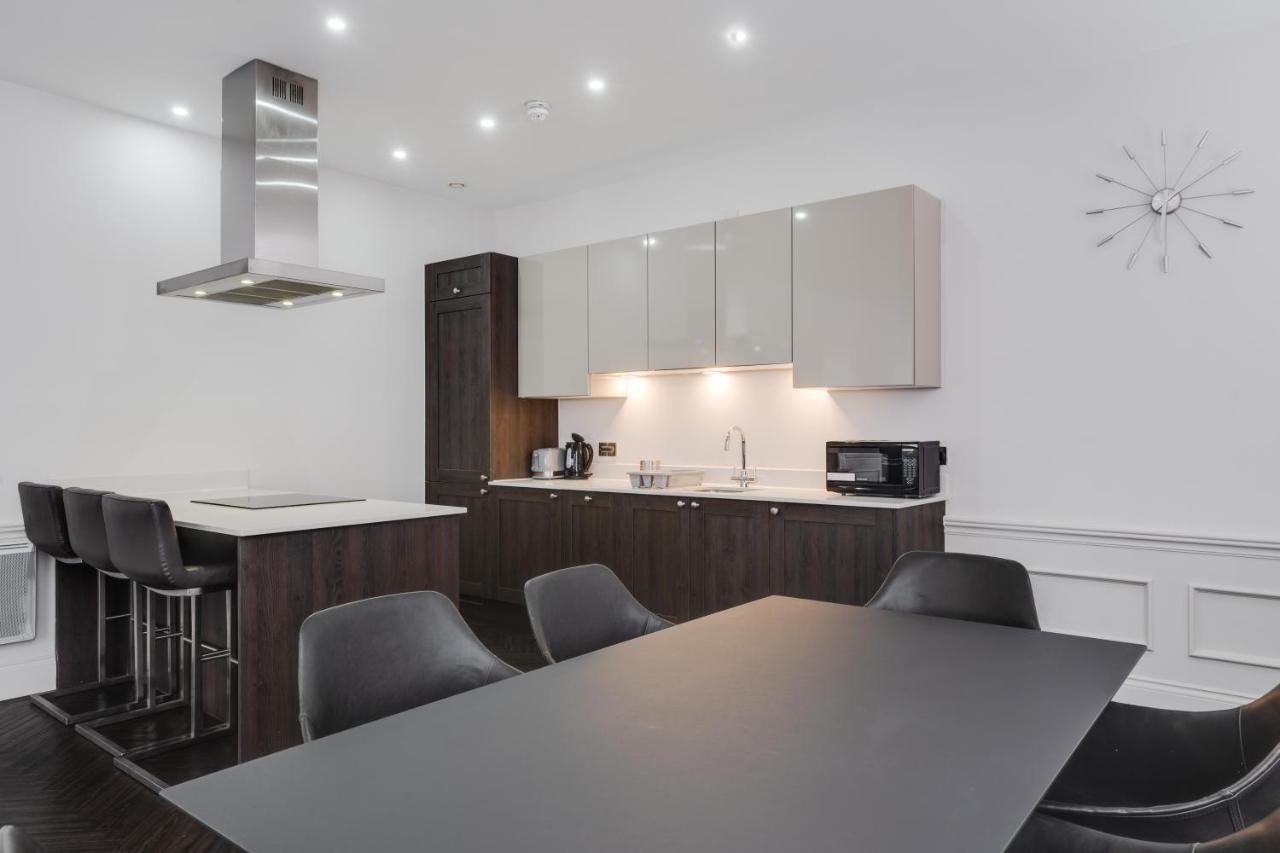 Apartment Tower Building, Liverpool, L3 1bh By Resify